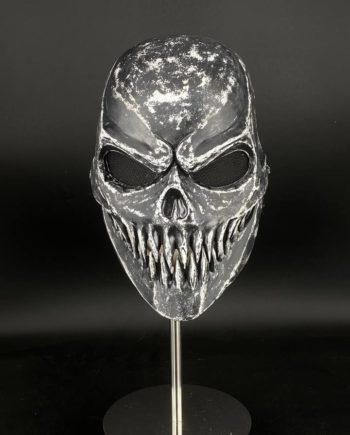 Black skull with moving jaw by Maskcraft